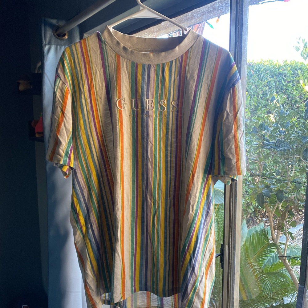 Guess t shirt
